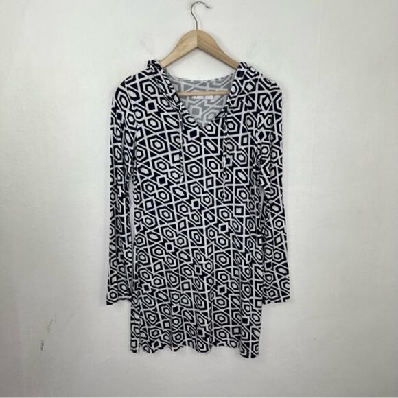 Mott 50 Navy Diamond Nancy Hooded Cover Up SPF 50 Bamboo Size Small - Picture 12 of 12